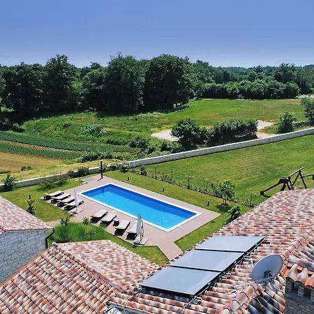 St, Martina Holiday home Kucici